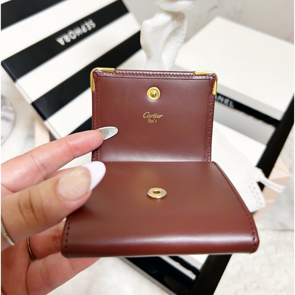 Authentic Cartier Vintage Maroon Coin Pouch / Change Wallet / Purse - Picture 2 of 10